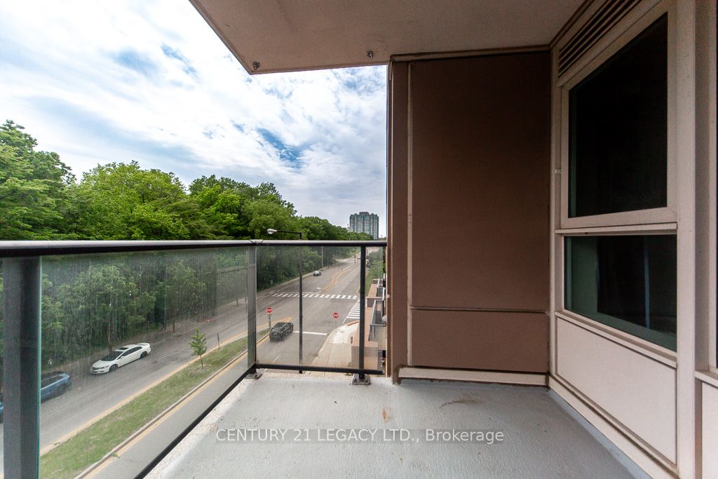 190 Borough Drive 507 Property Photo 34