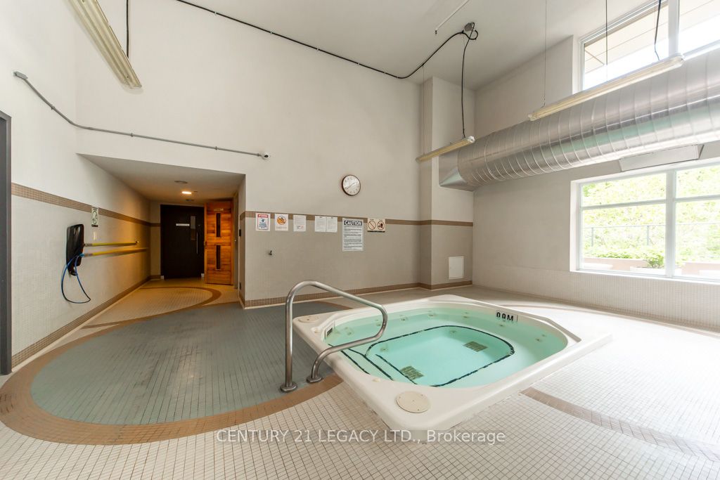 190 Borough Drive 507 Property Photo 43