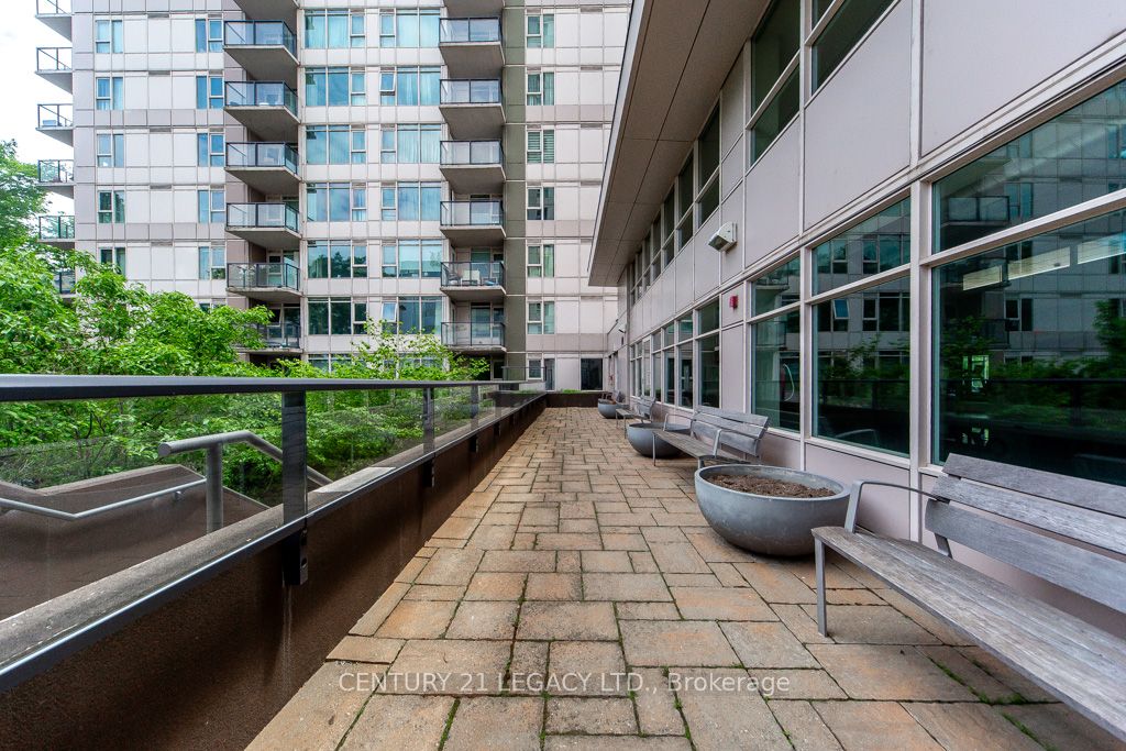 190 Borough Drive 507 Property Photo 46