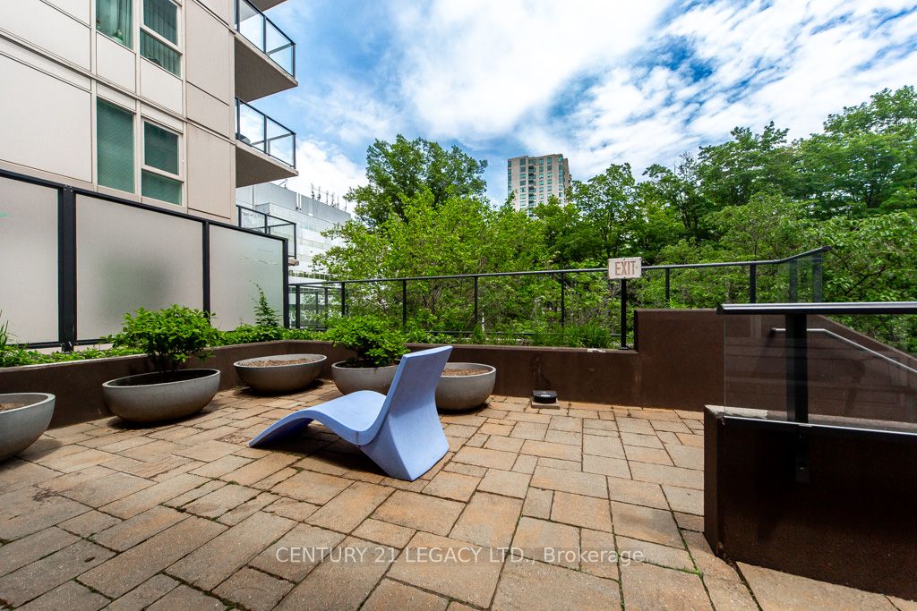 190 Borough Drive 507 Property Photo 47