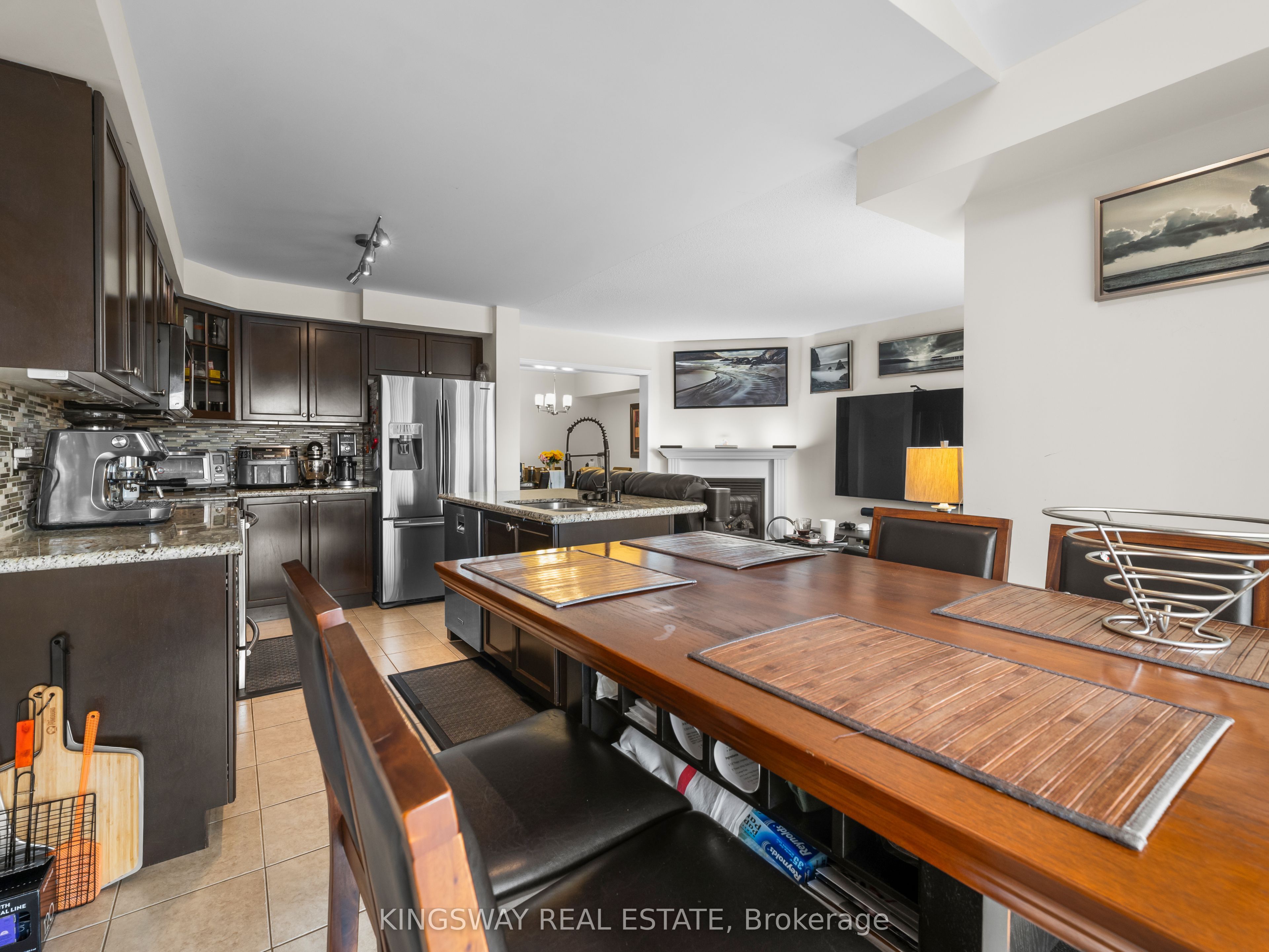 57 Harbourside Drive Property Photo 8