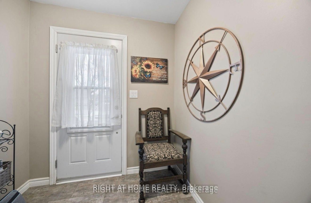 154 Admiral Road Property Photo 3
