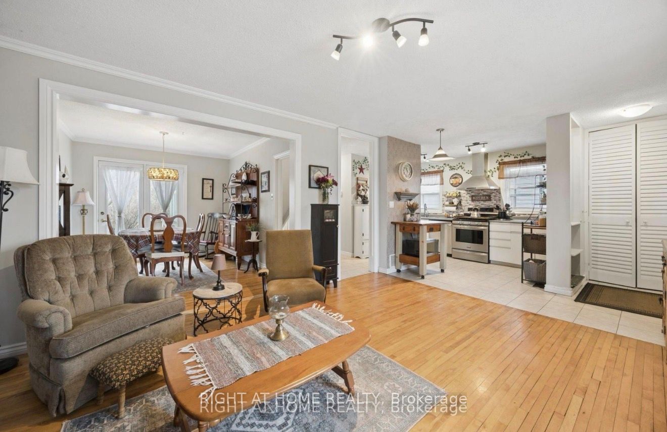 154 Admiral Road Property Photo 6