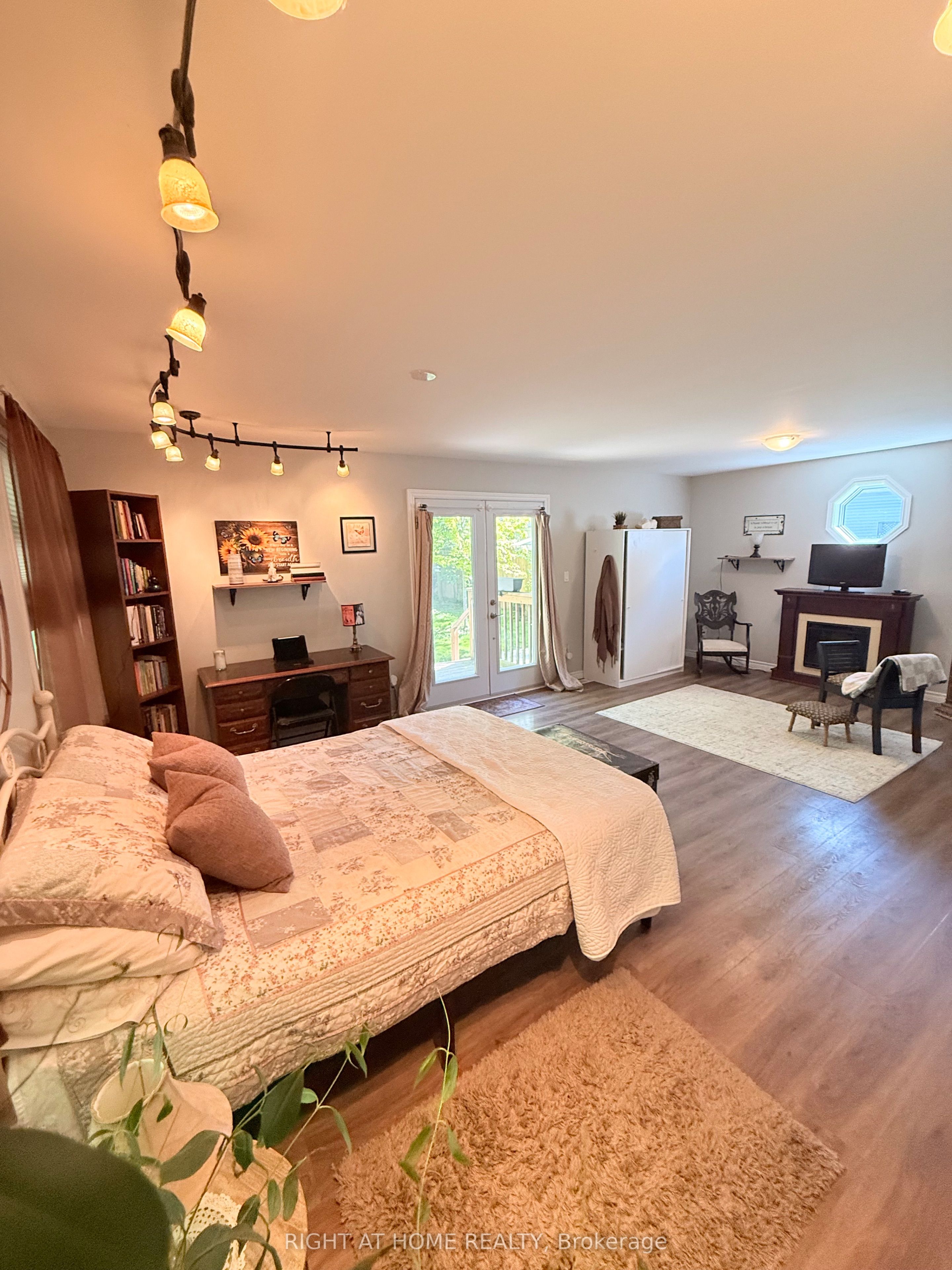 154 Admiral Road Property Photo 18