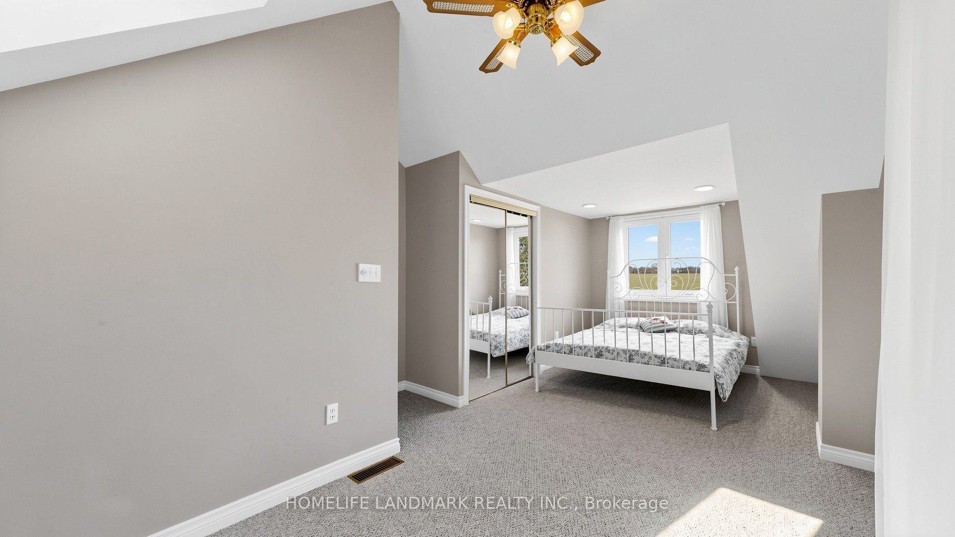 148 Coleman Crescent Property Photo 21