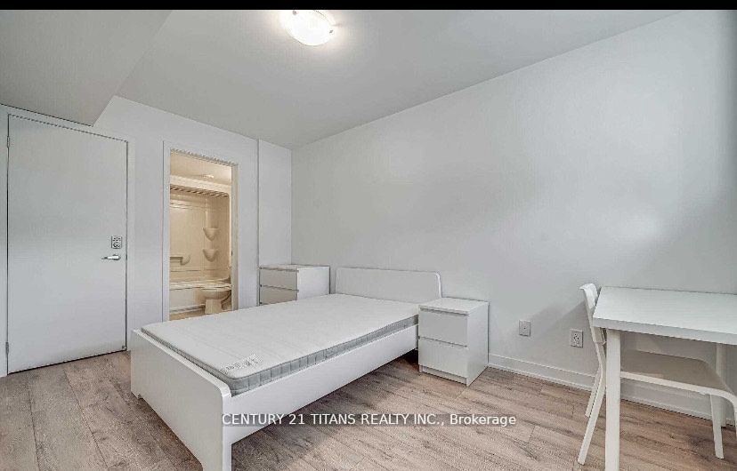 1780 E Simcoe Street N 98 Property Photo 6