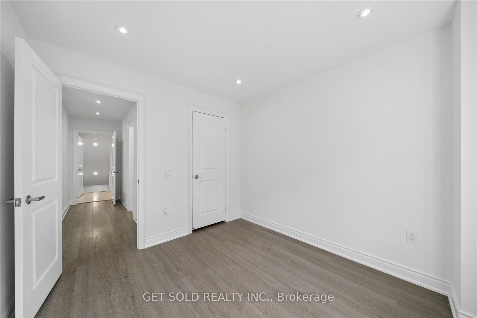 1761 Magenta Road Property Photo 7