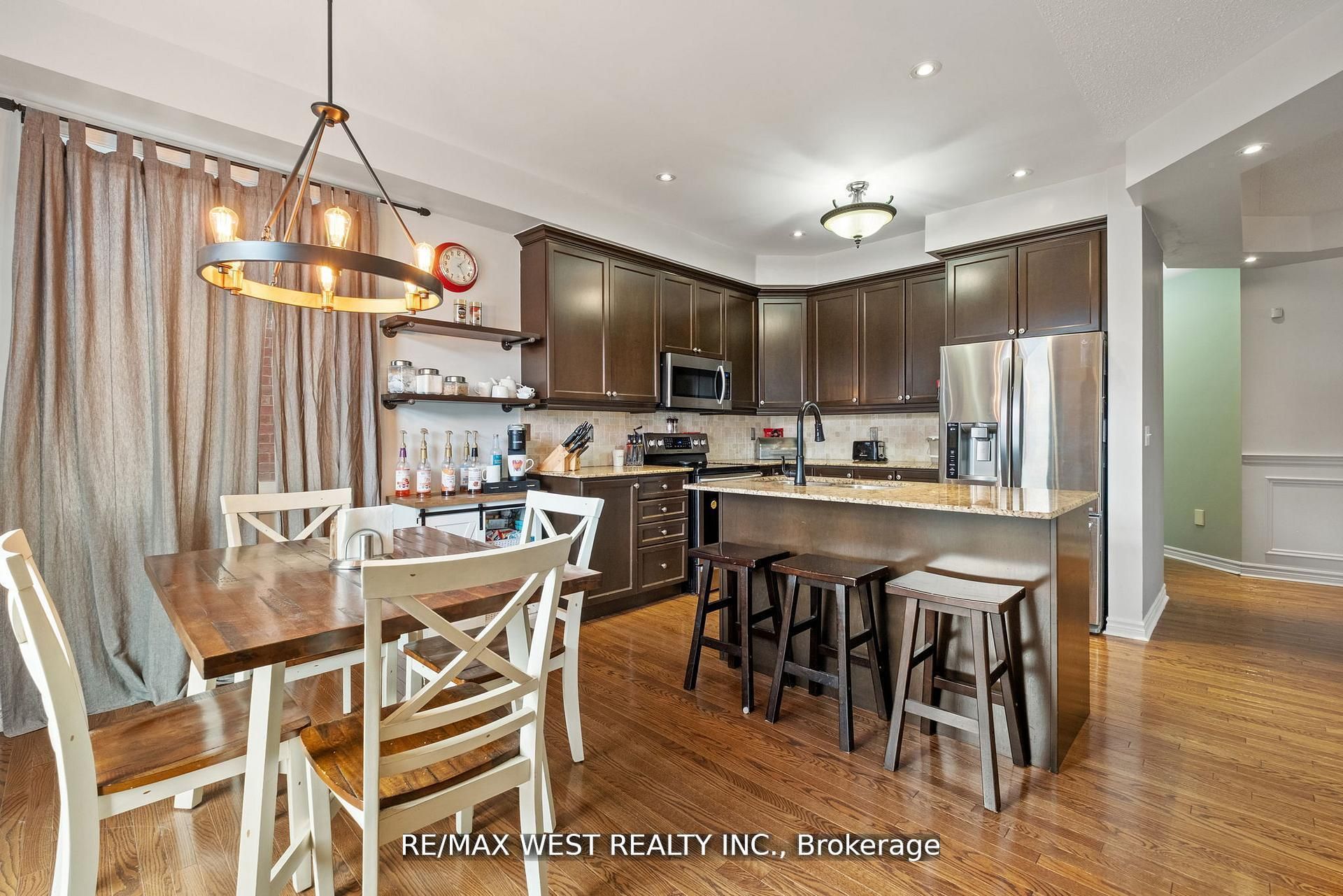31 Buxton Lane Property Photo 11