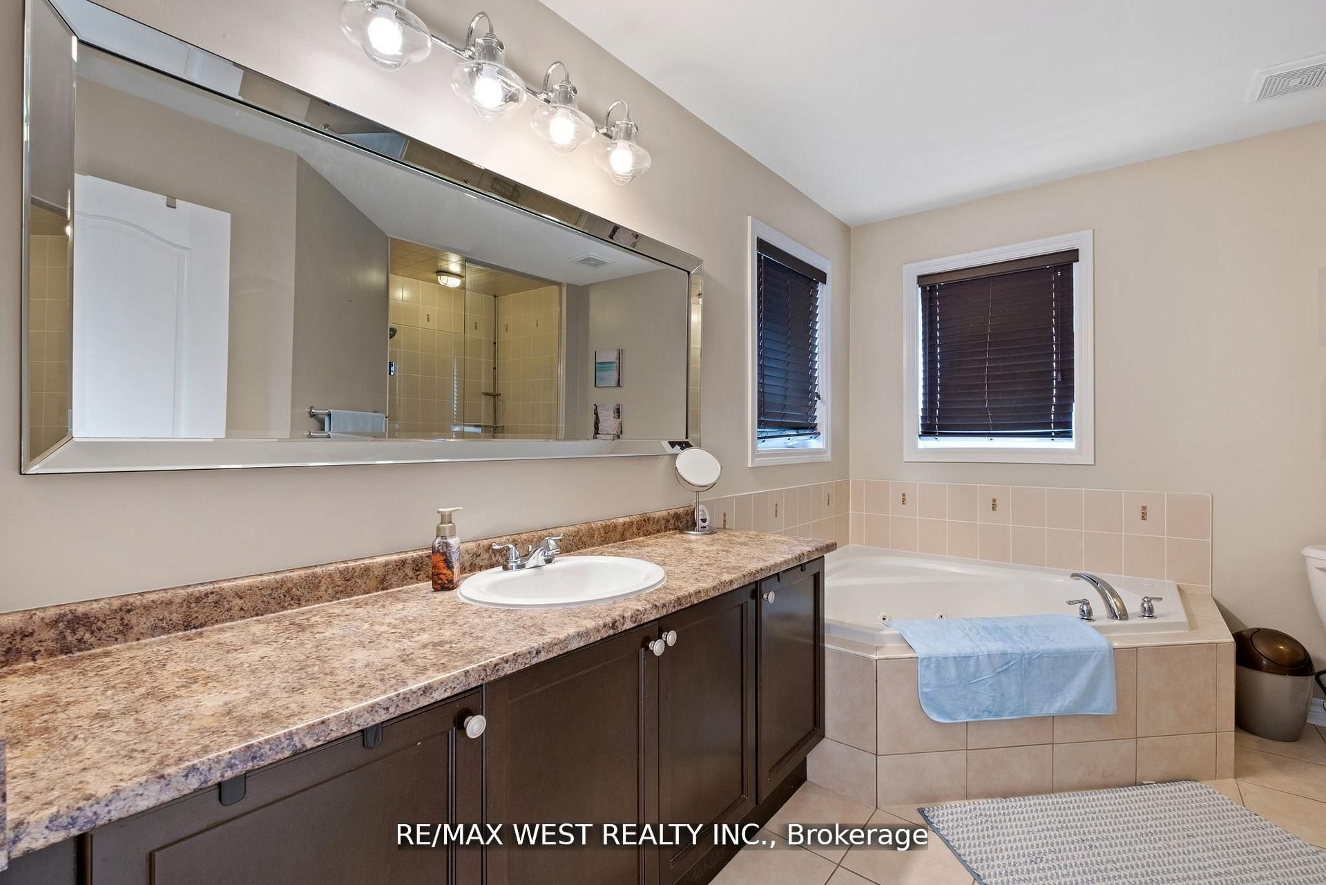 31 Buxton Lane Property Photo 22