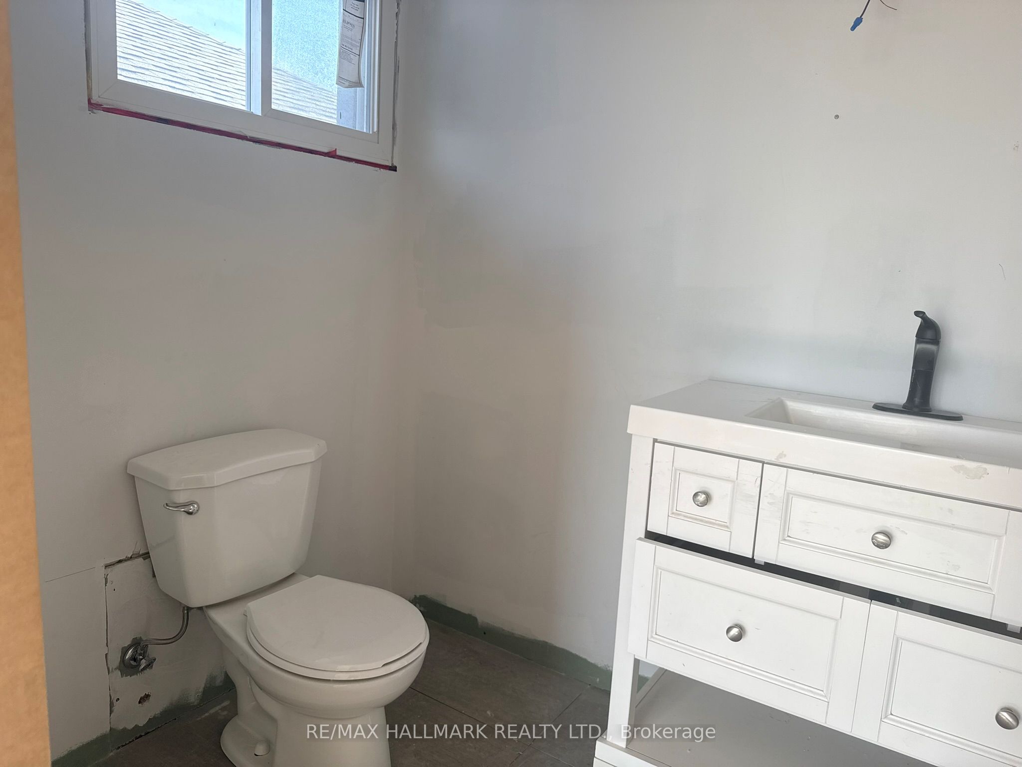 783 Midland Avenue Property Photo 25