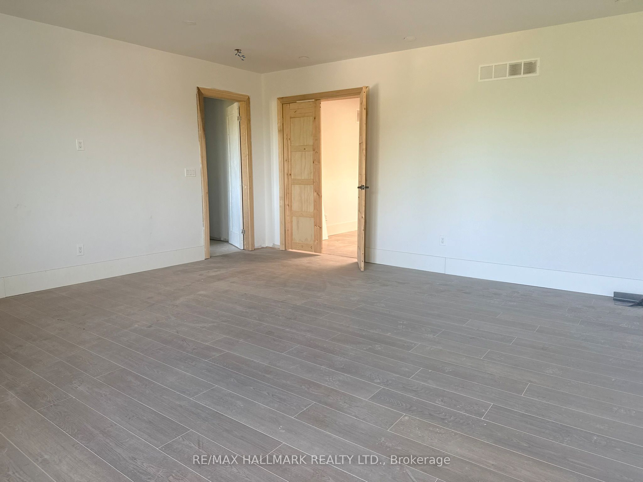 783 Midland Avenue Property Photo 33