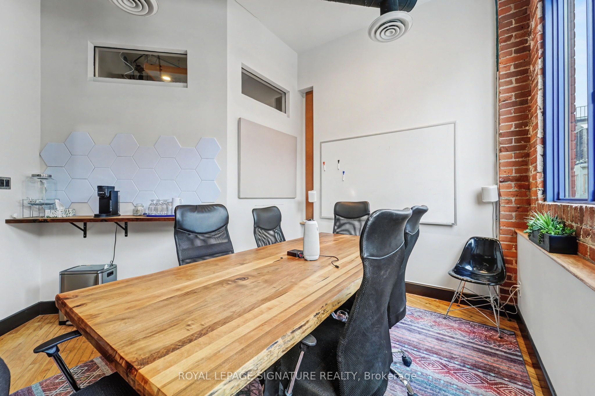 259 Danforth Avenue Office D Property Photo 18
