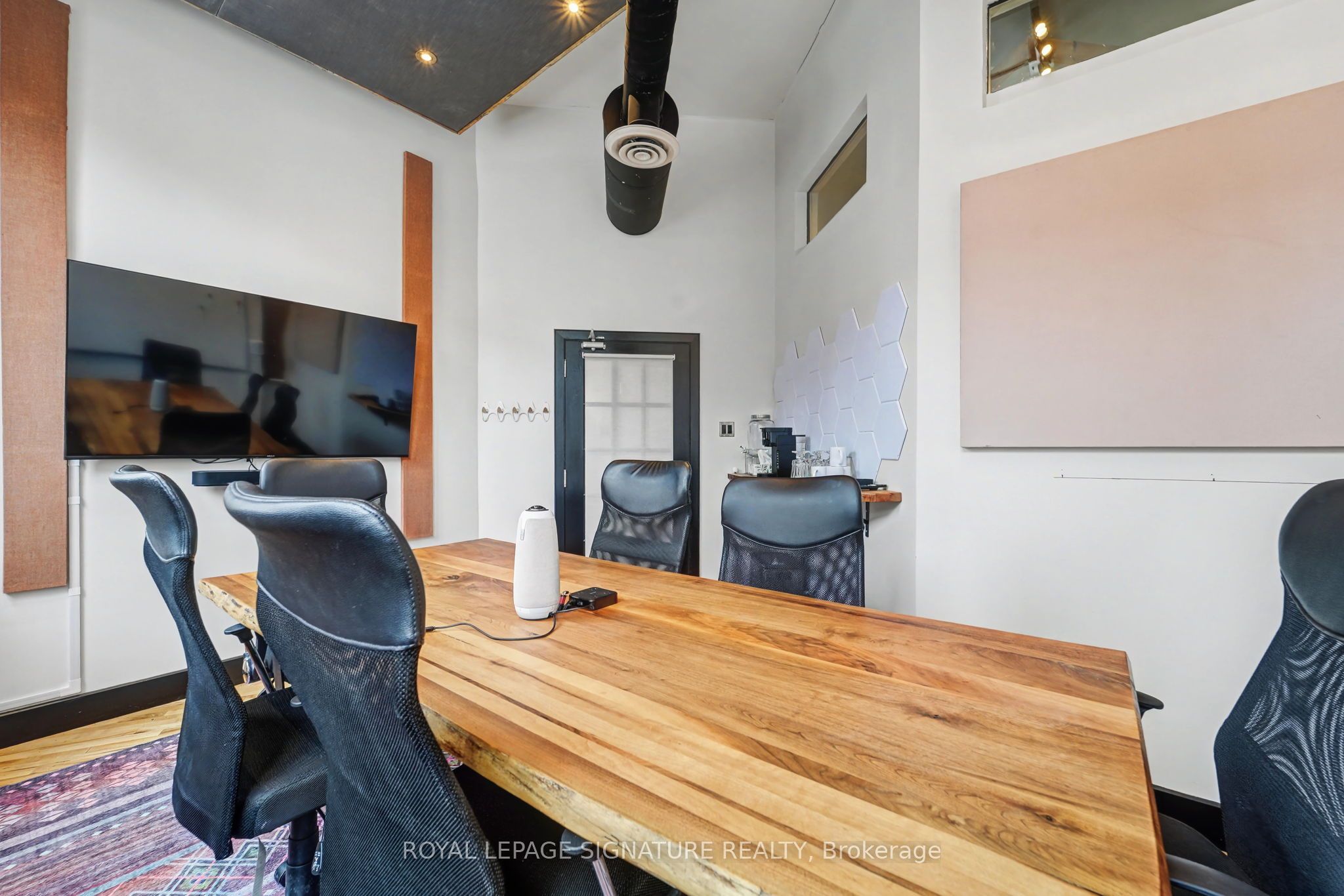 259 Danforth Avenue Office D Property Photo 20