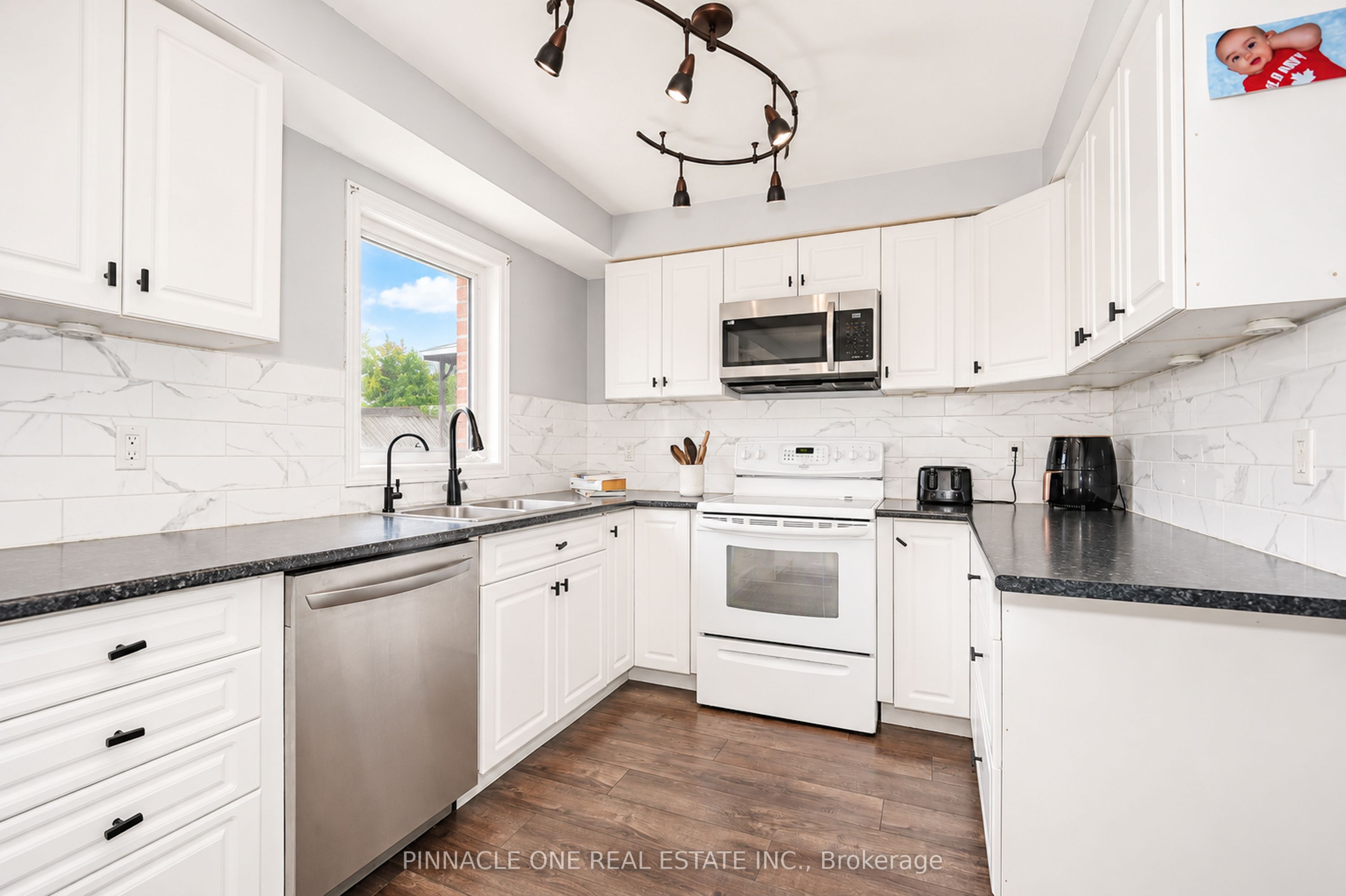 75 Dadson Drive Property Photo 18