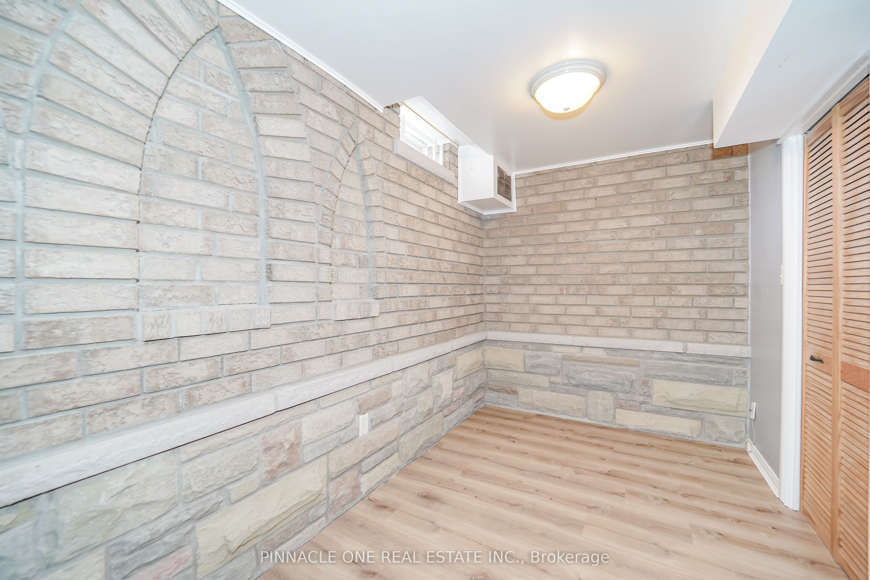 75 Dadson Drive Property Photo 40