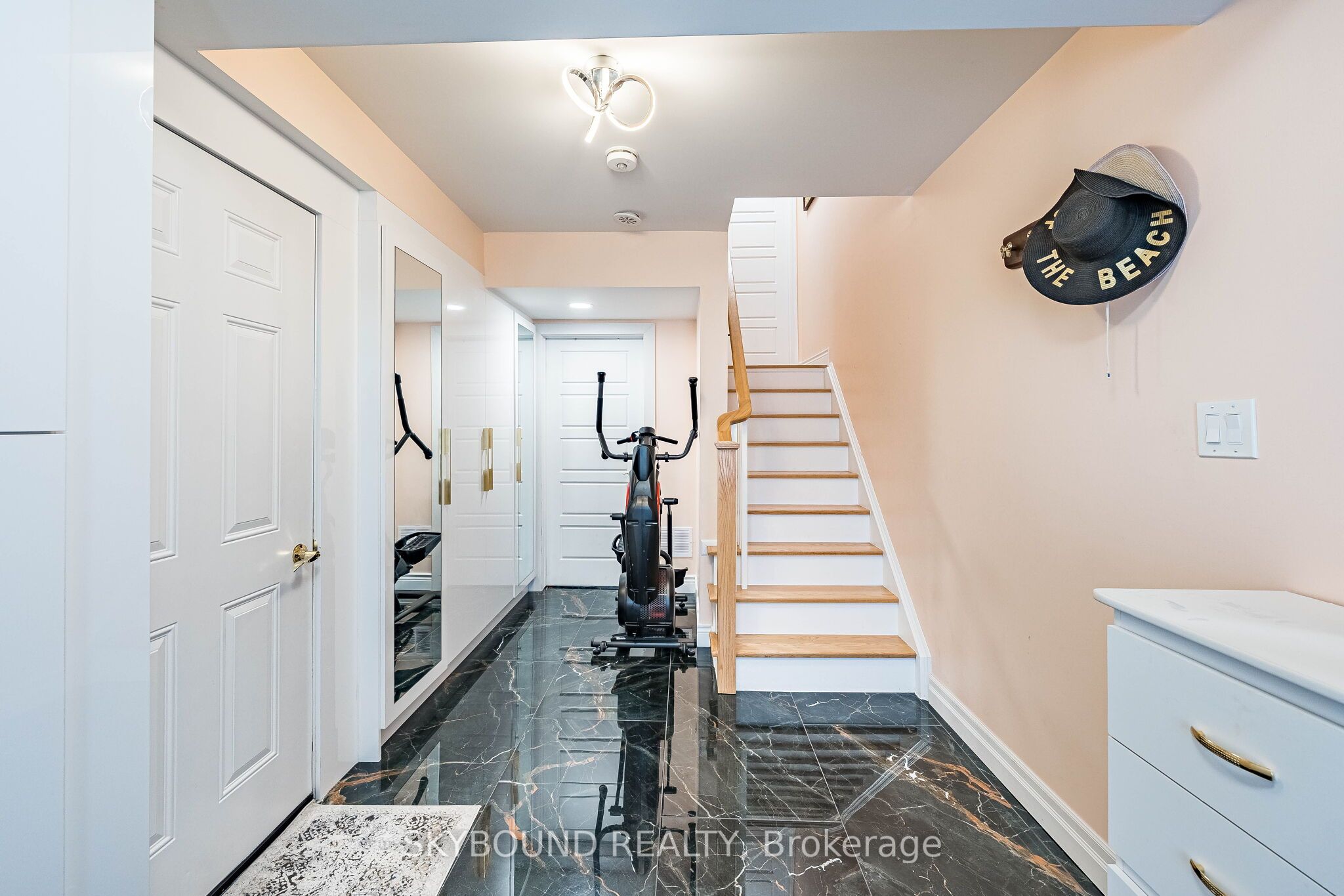 77 Cleanside Road Property Photo 12