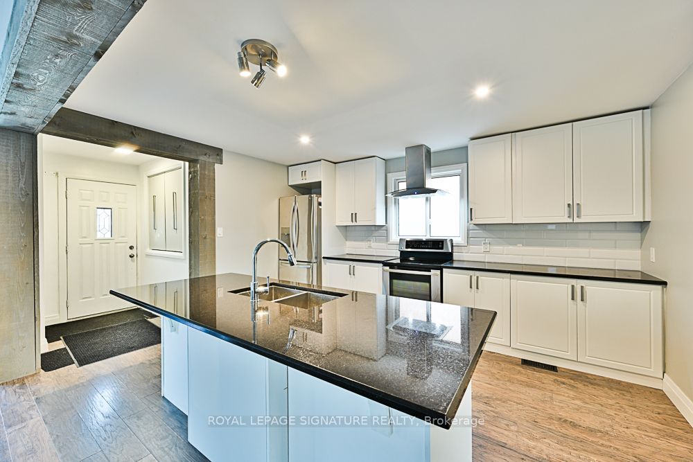 102 Central Park Boulevard N Property Photo 1