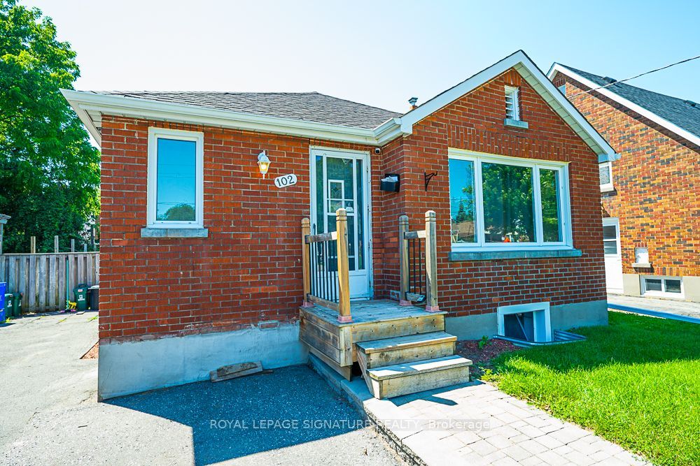102 Central Park Boulevard N Property Photo 3