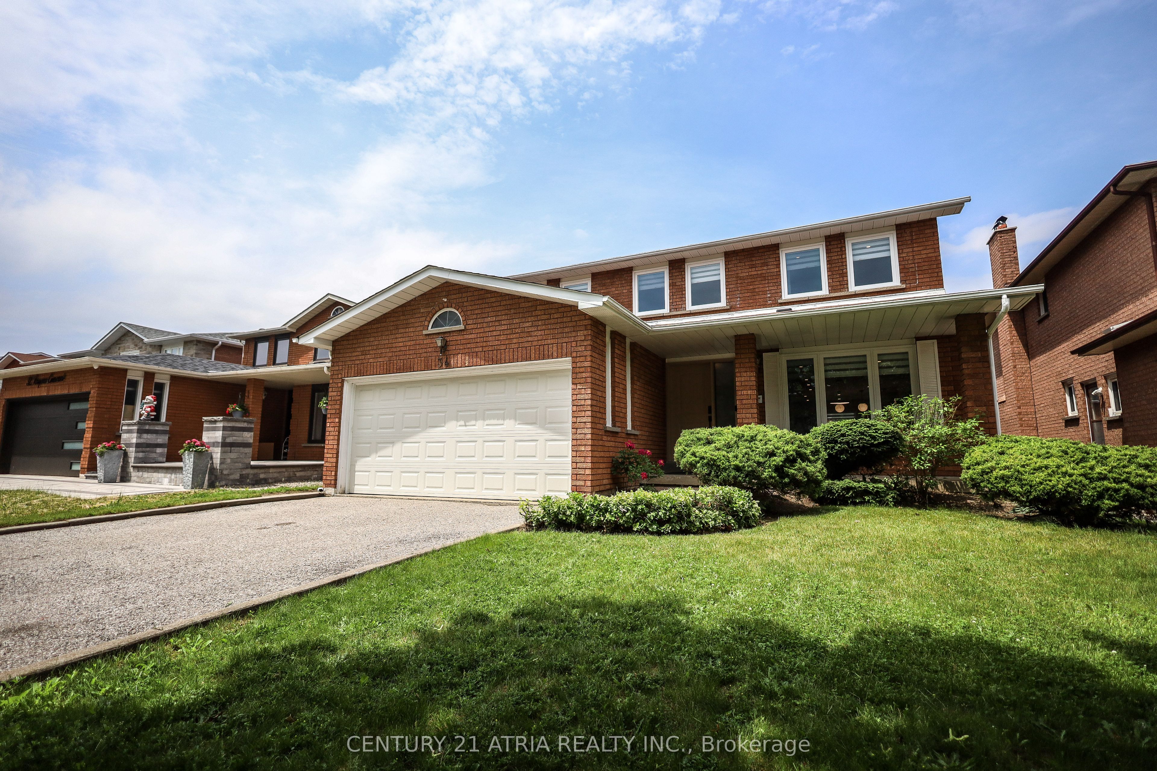 34 Raynes Crescent Property Photo 1