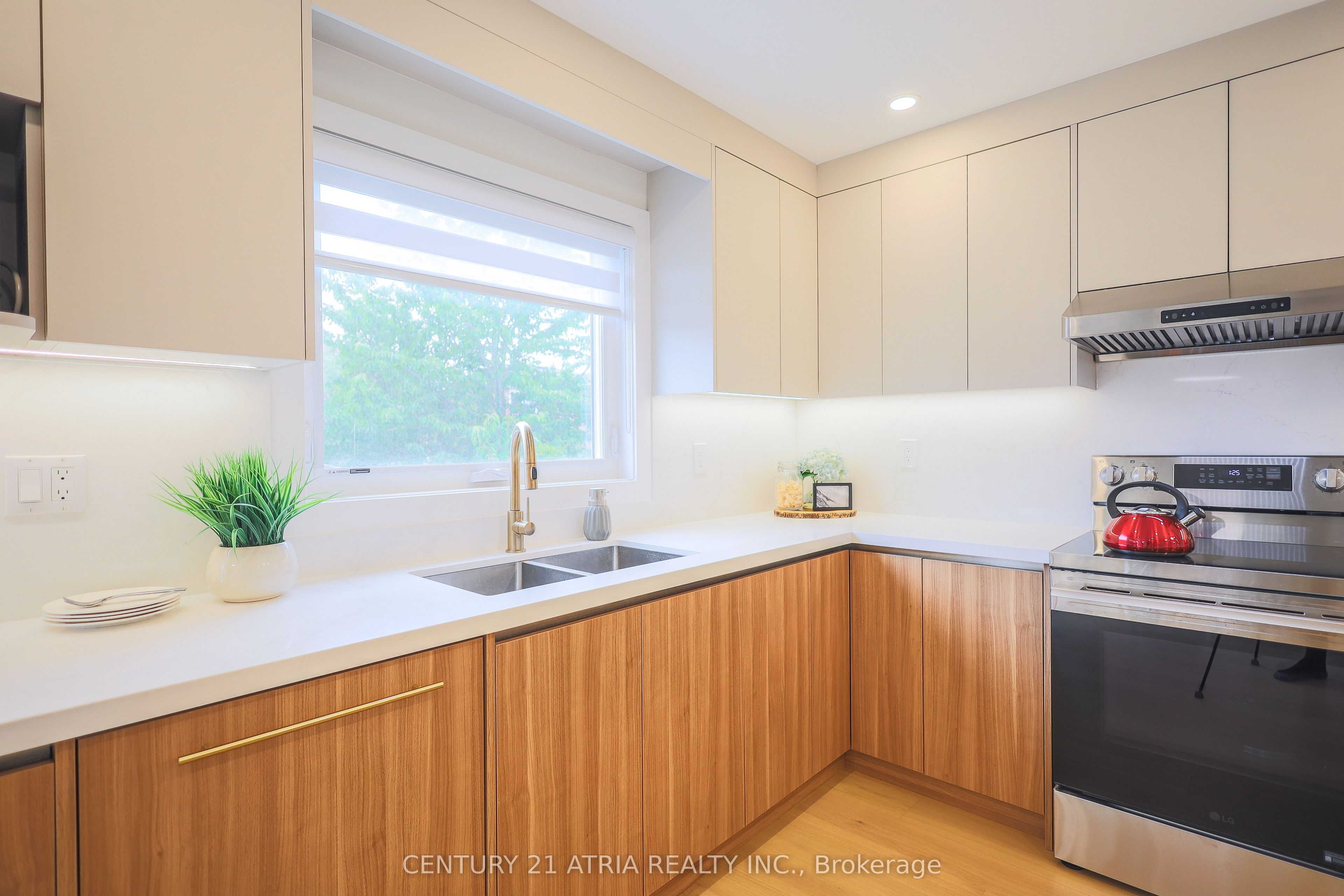 34 Raynes Crescent Property Photo 17
