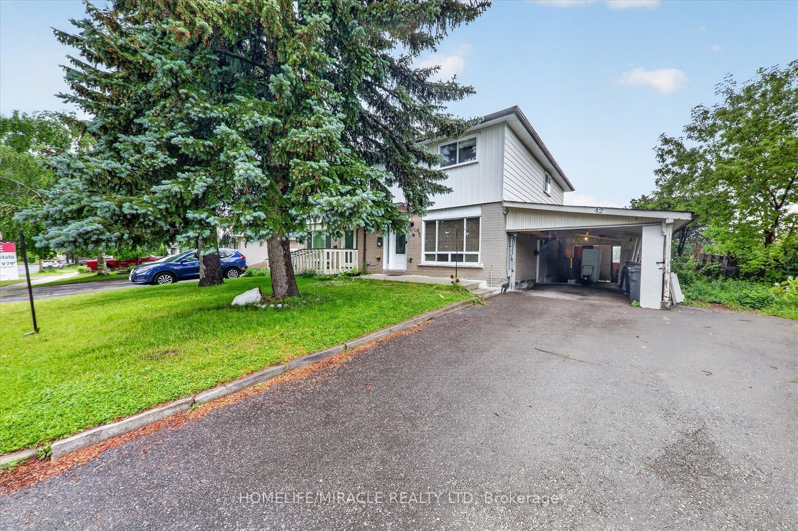 42 Nahanni Terrace