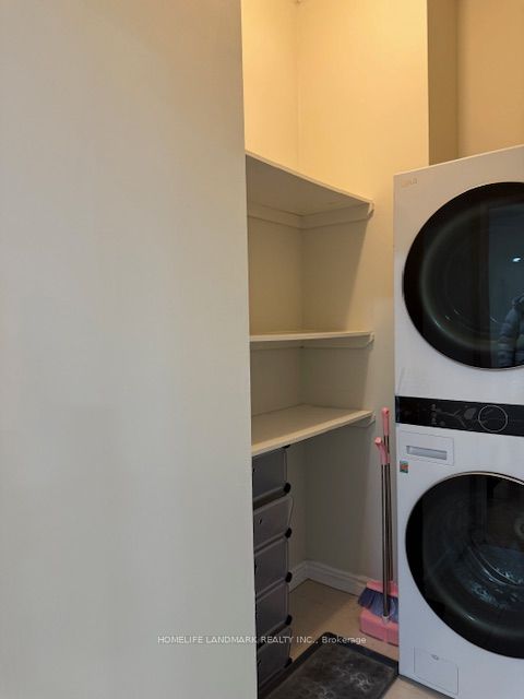 80 Alton Towers Circle 106 Property Photo 32