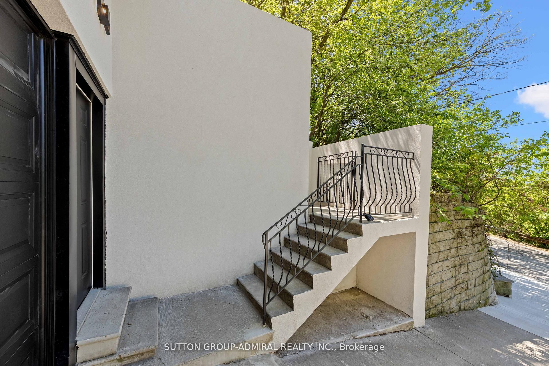 35 Beechwood Drive Property Photo 4