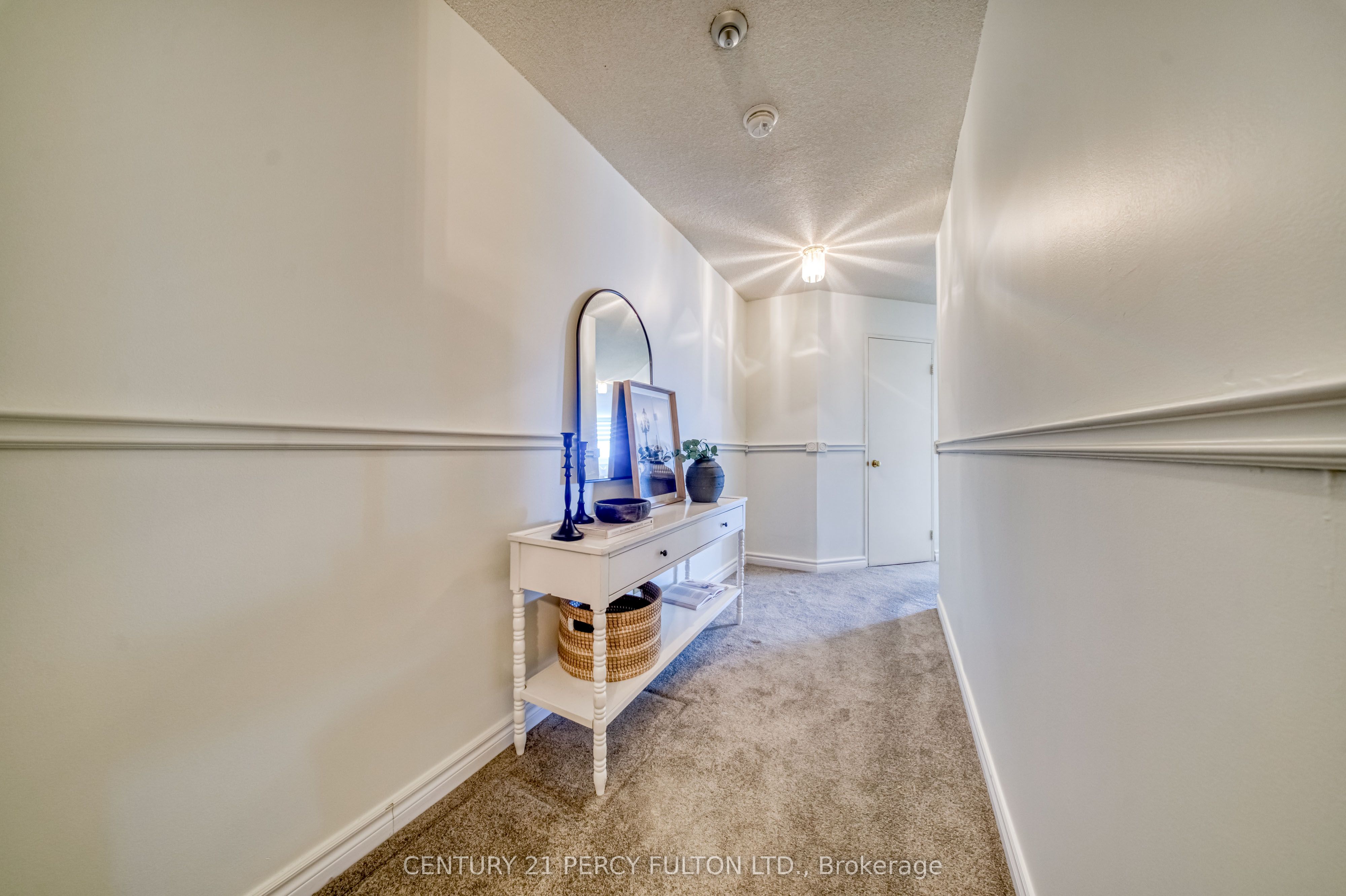 2 Westney Road N 1004 Property Photo 7