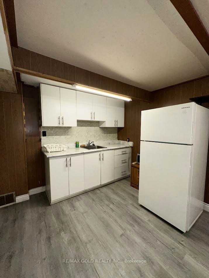 2 Orton Park Road Bsmnt Property Photo 4