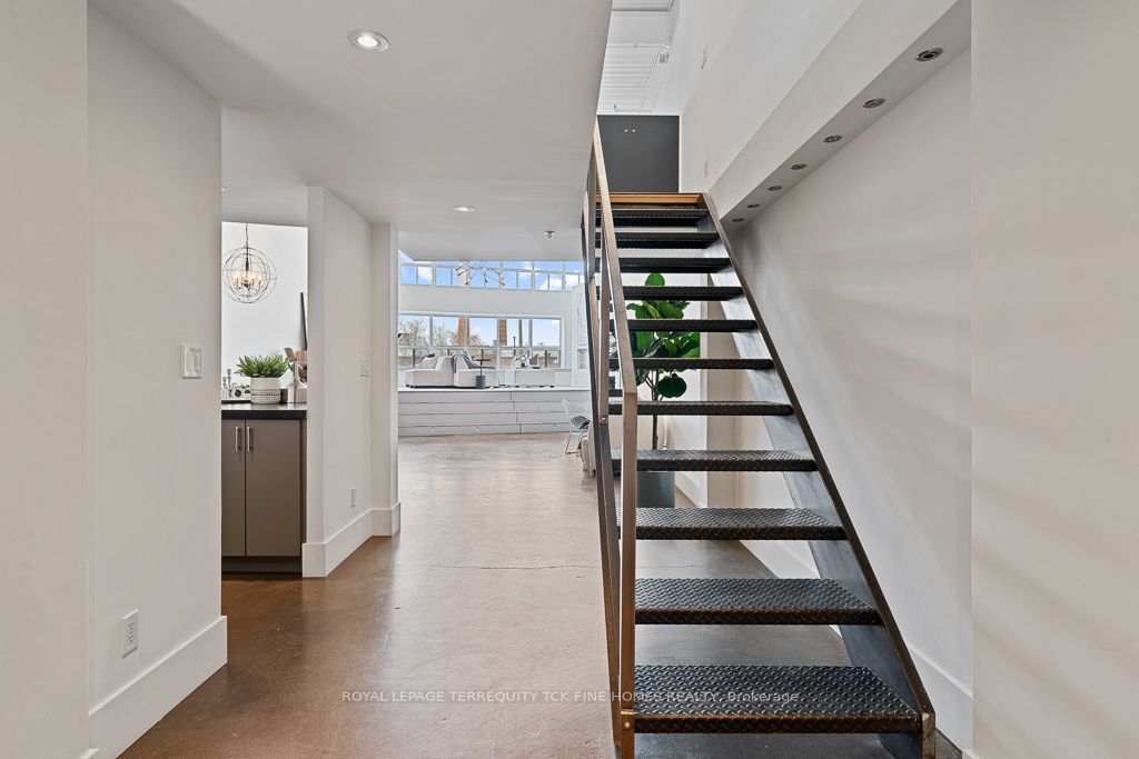 1173 Dundas Street E 225 Property Photo 21