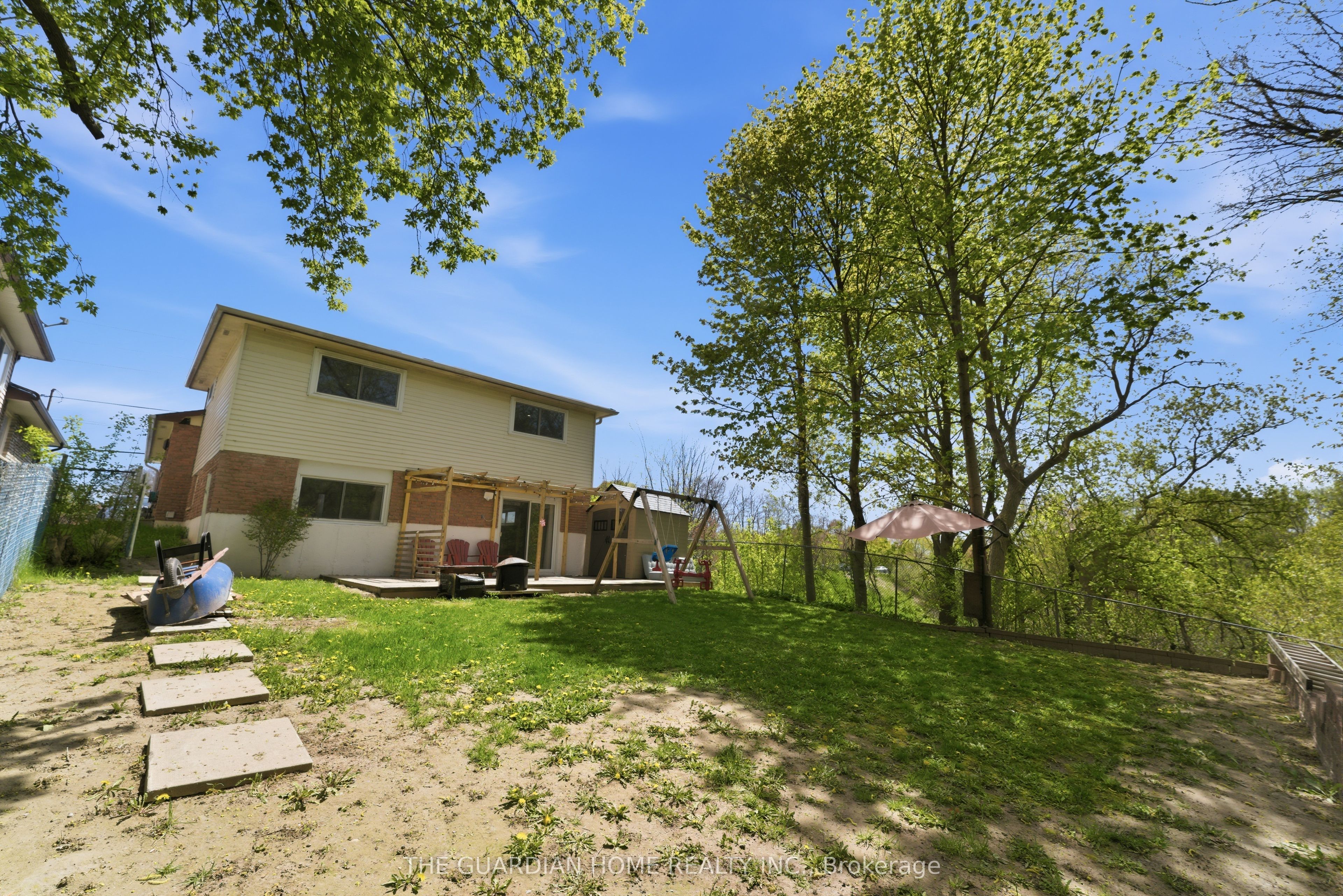 174 Harmony Road S Property Photo 45