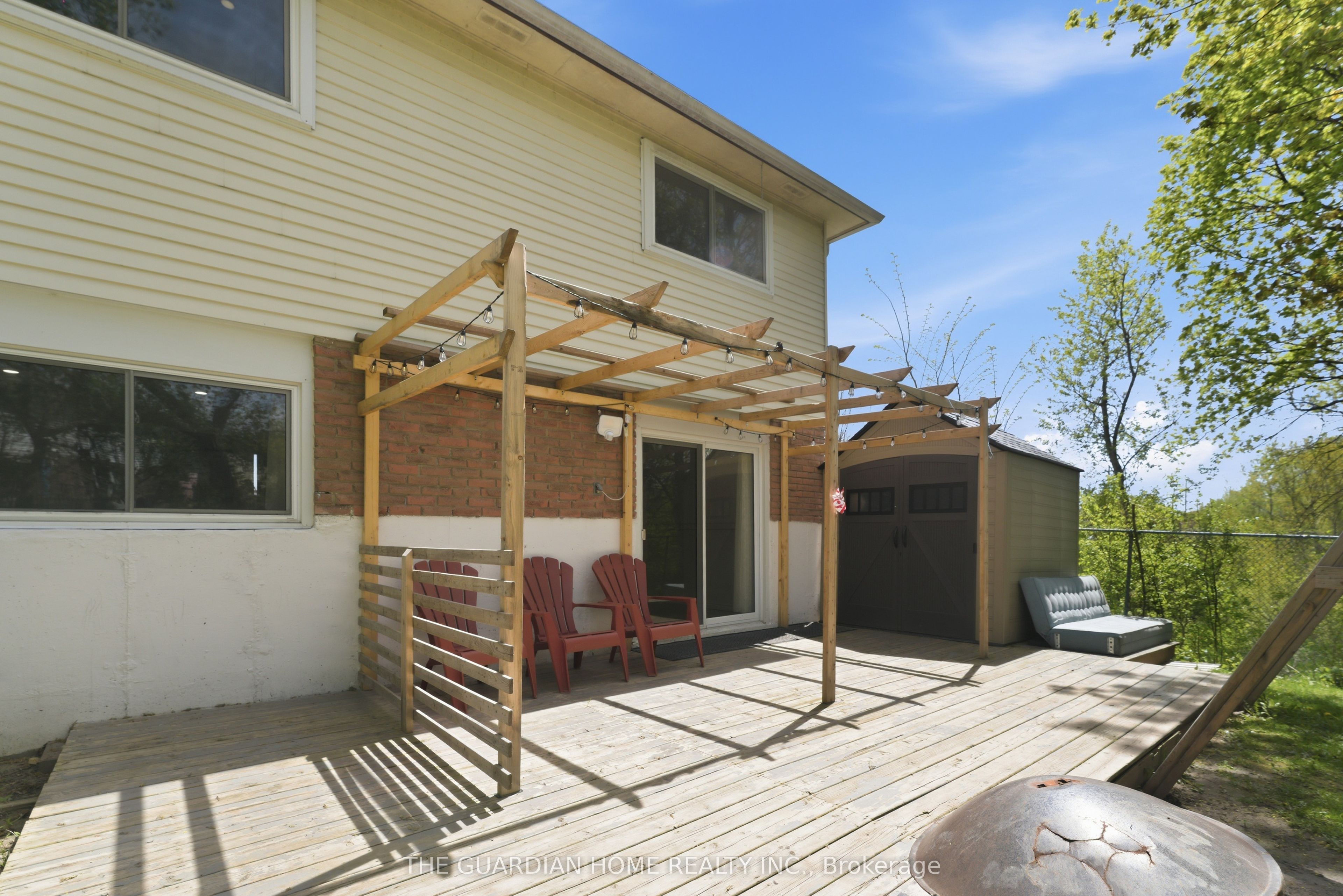174 Harmony Road S Property Photo 48