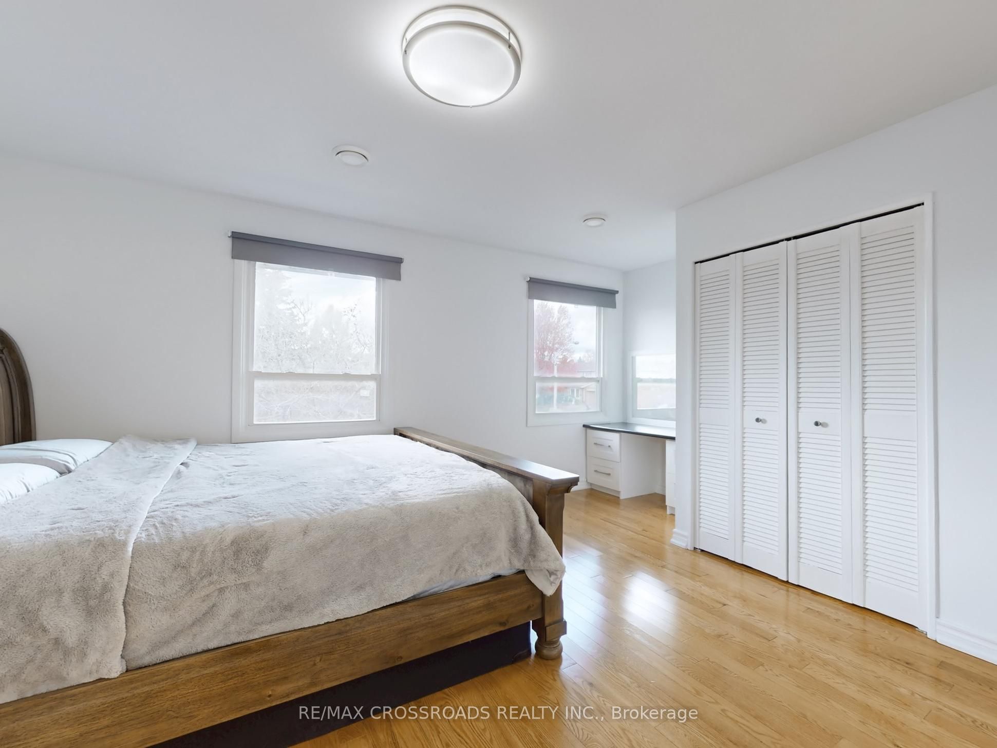 49 King Louis Crescent Property Photo 16