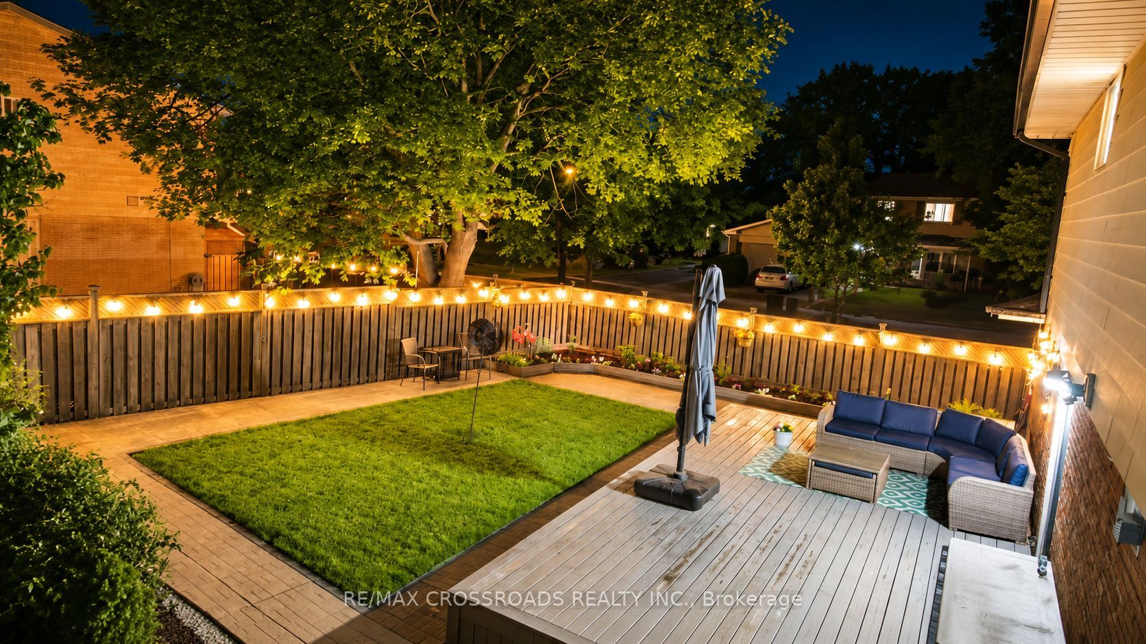 49 King Louis Crescent Property Photo 40