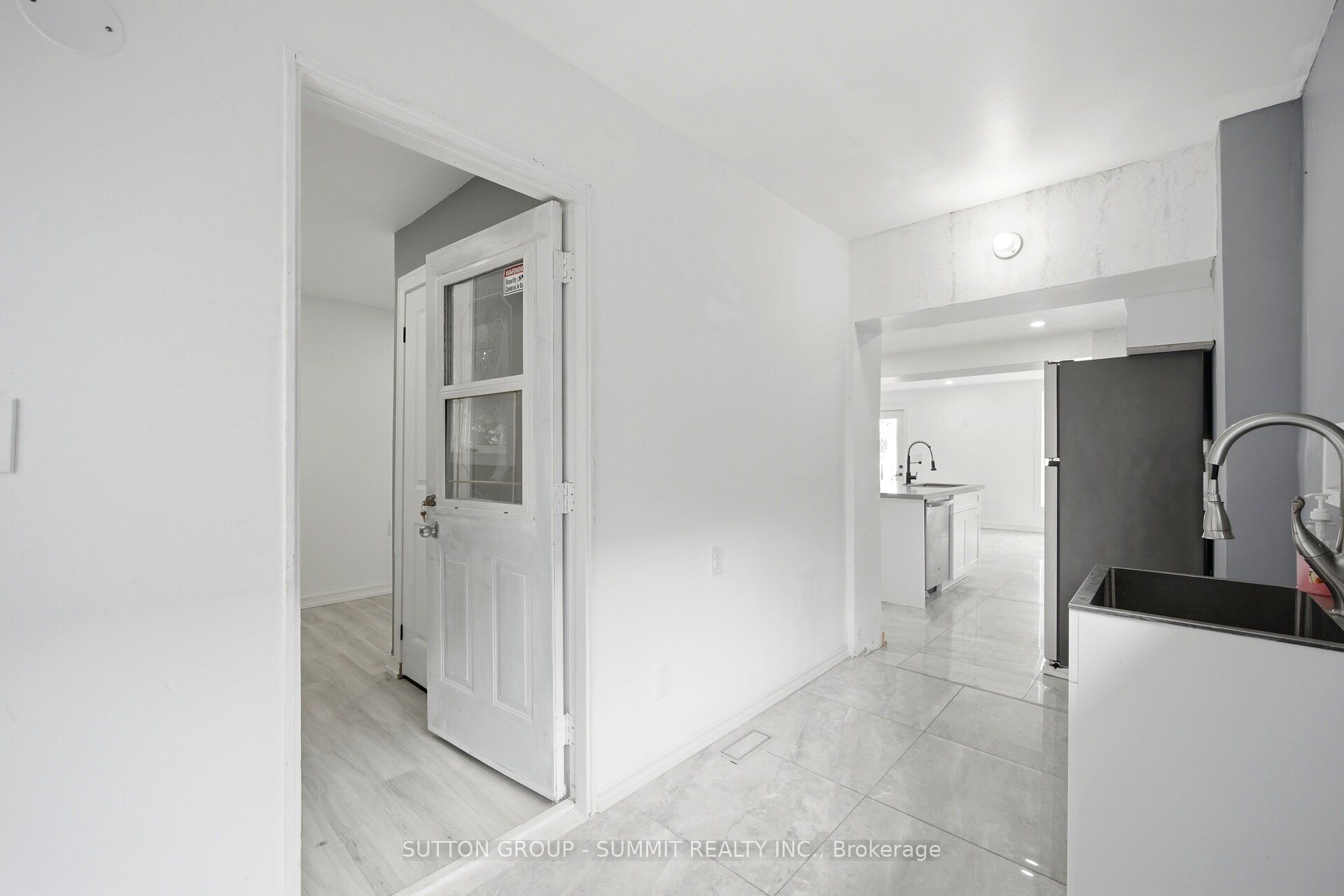 11 Maple Street Property Photo 16