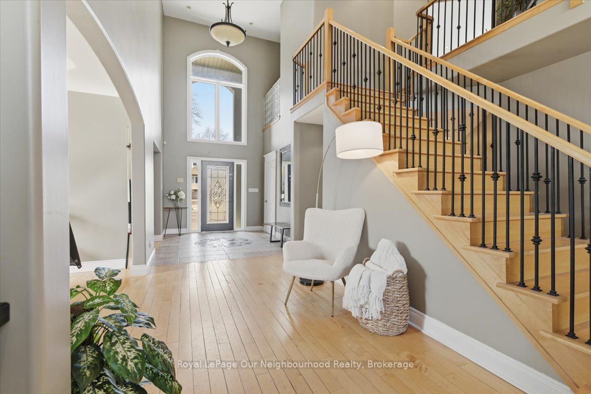 1879 Appleview Road Property Photo 3