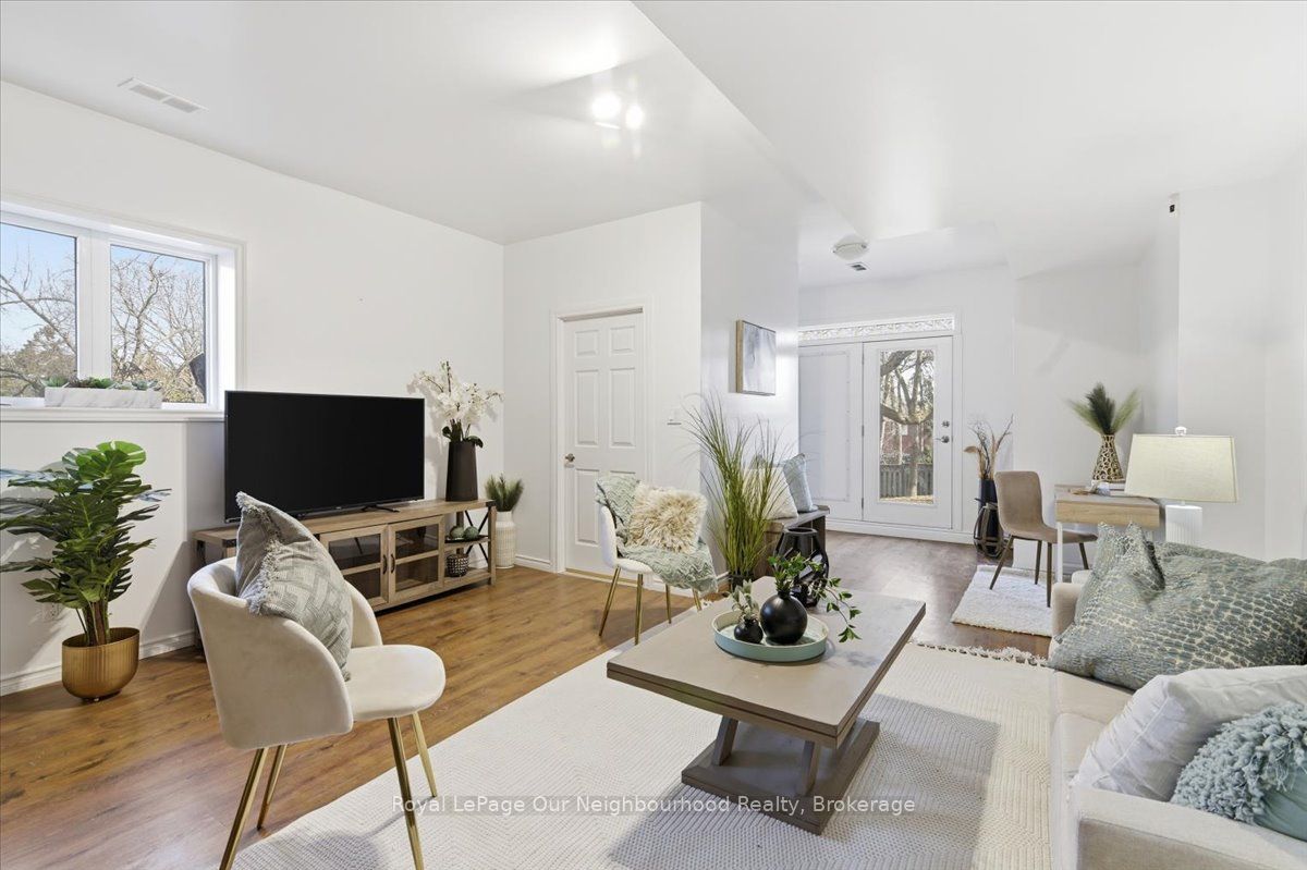 1879 Appleview Road Property Photo 24