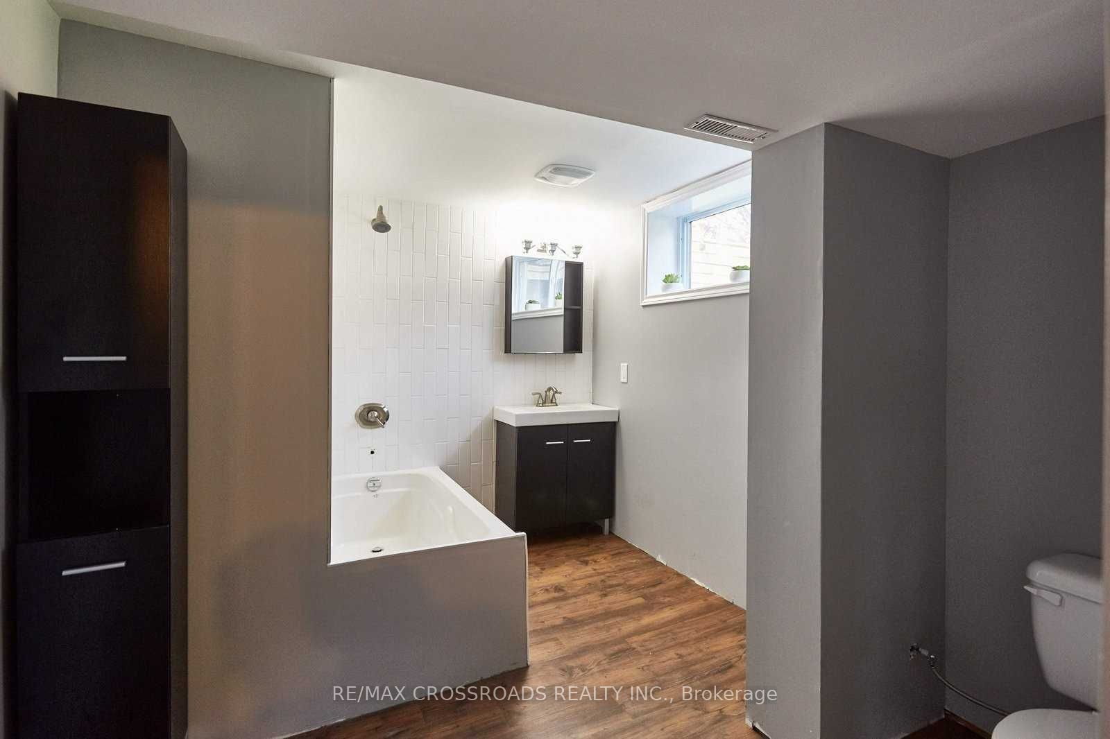 904 Crocus Crescent Bsmt Property Photo 8