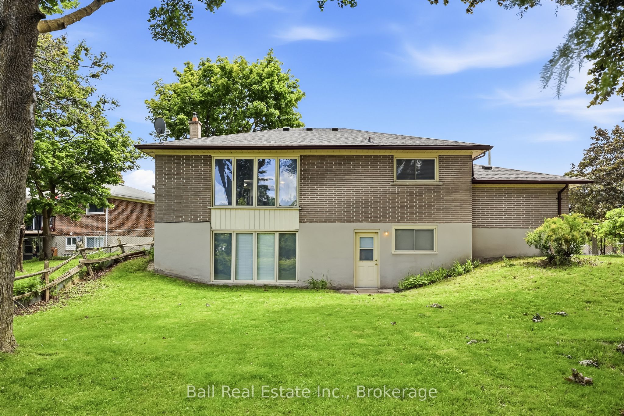 614 Lansdowne Drive Property Photo 42