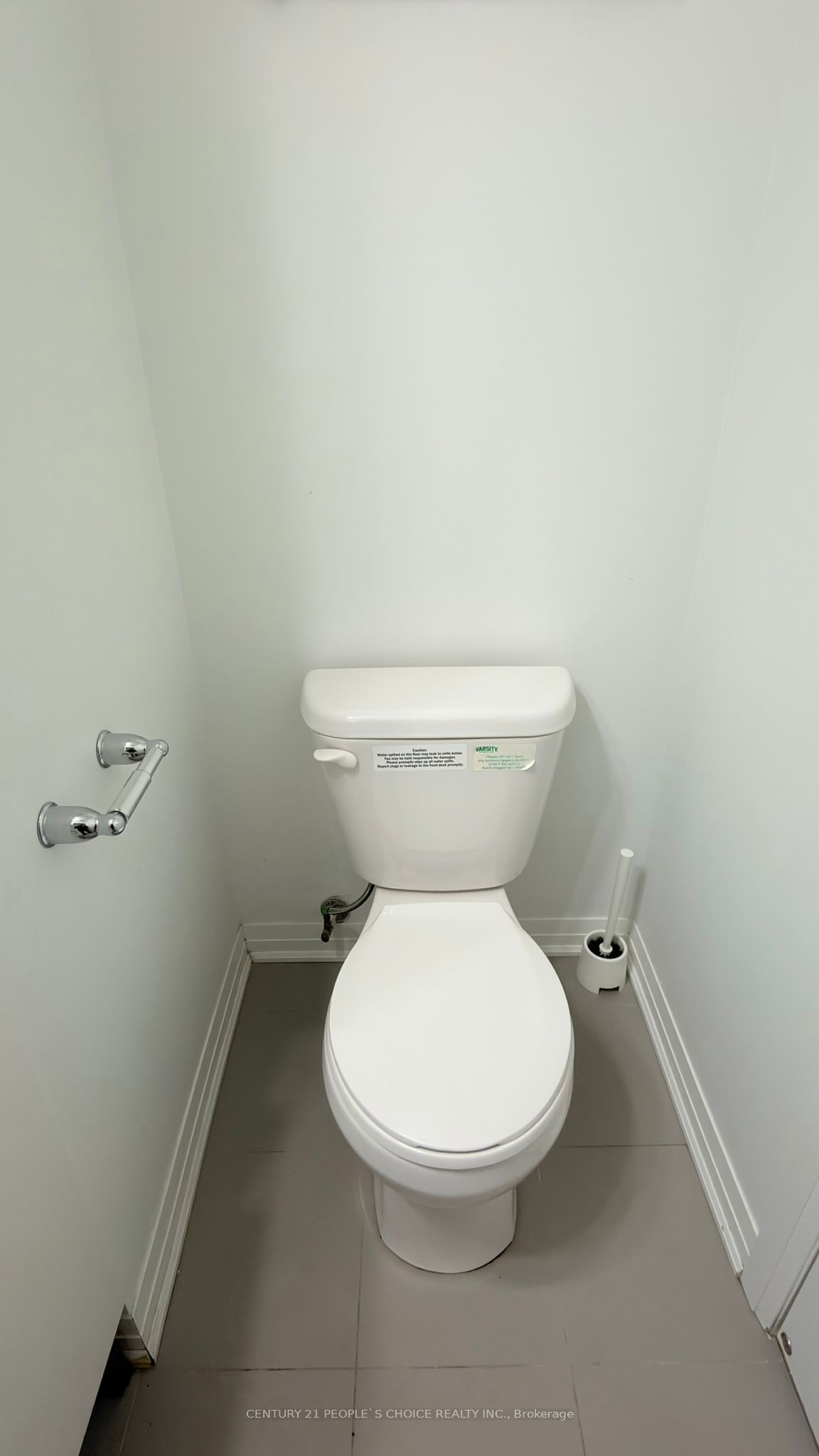 1900 Simcoe Street N 827 Property Photo 18