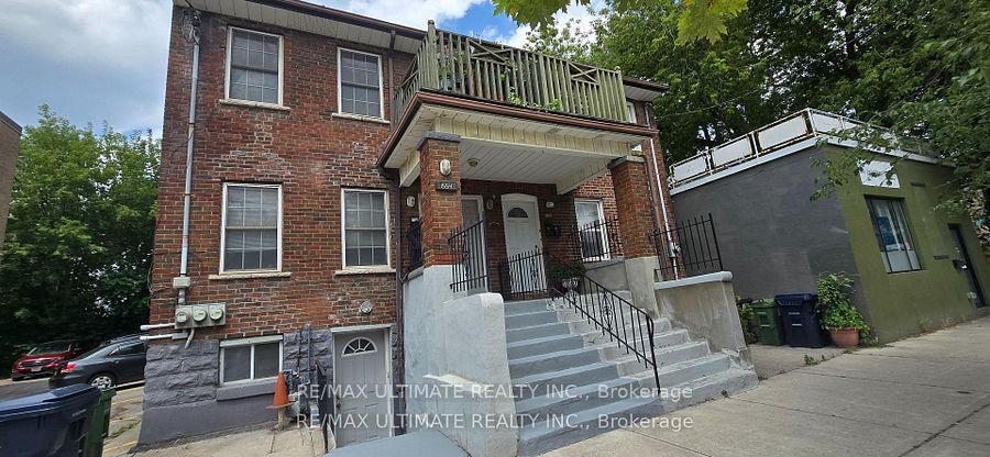 1554 Queen Street E Property Photo 1