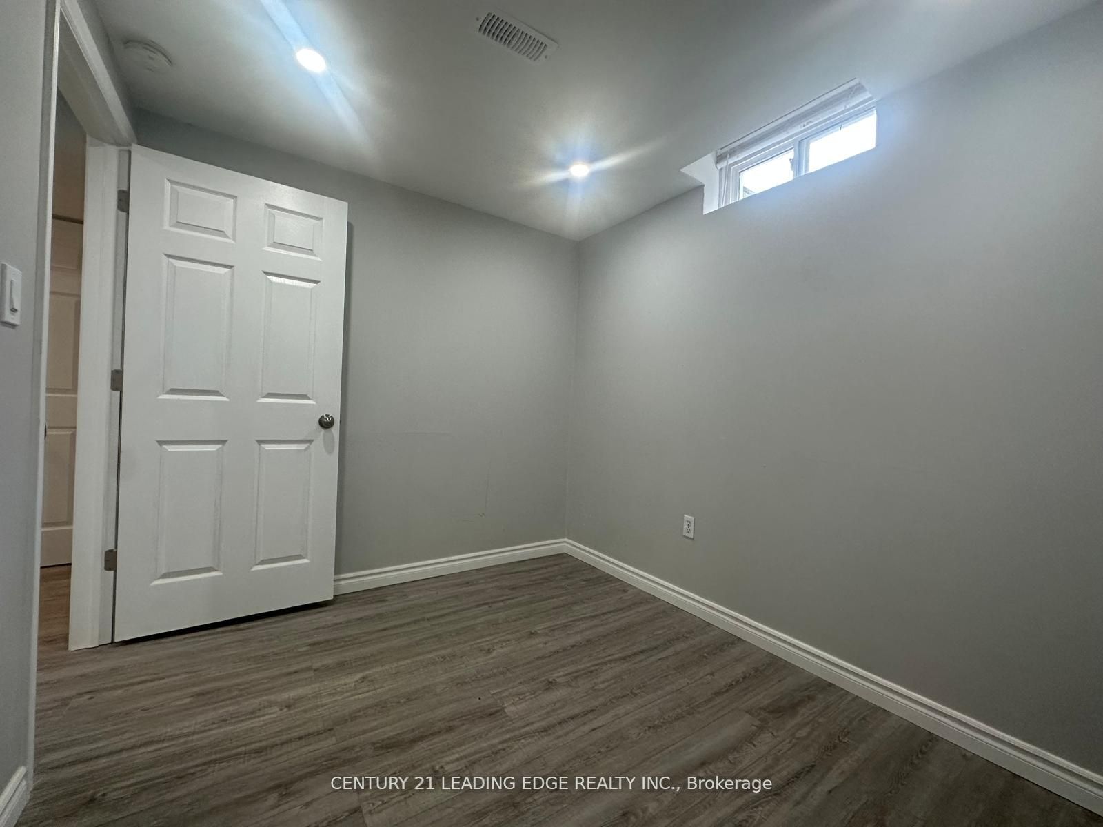 618 Beckworth Square Bsmt Property Photo 10