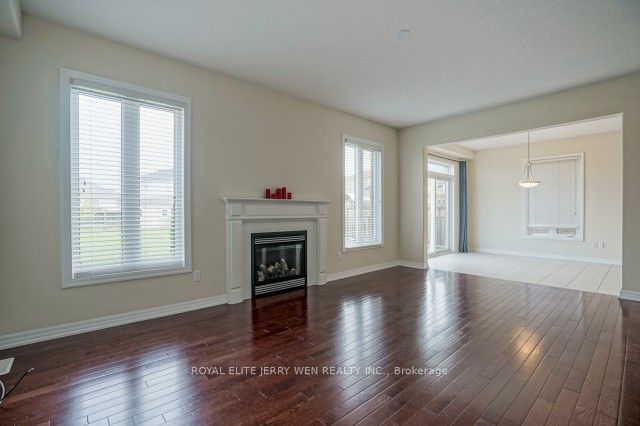 726 Coldstream Drive Property Photo 2