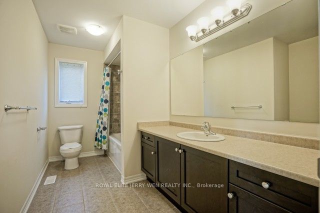 726 Coldstream Drive Property Photo 11