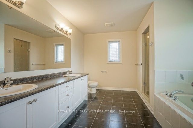 726 Coldstream Drive Property Photo 13