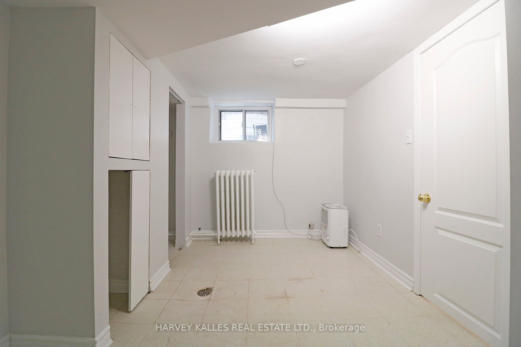 156 Gillard Avenue Basement Property Photo 4