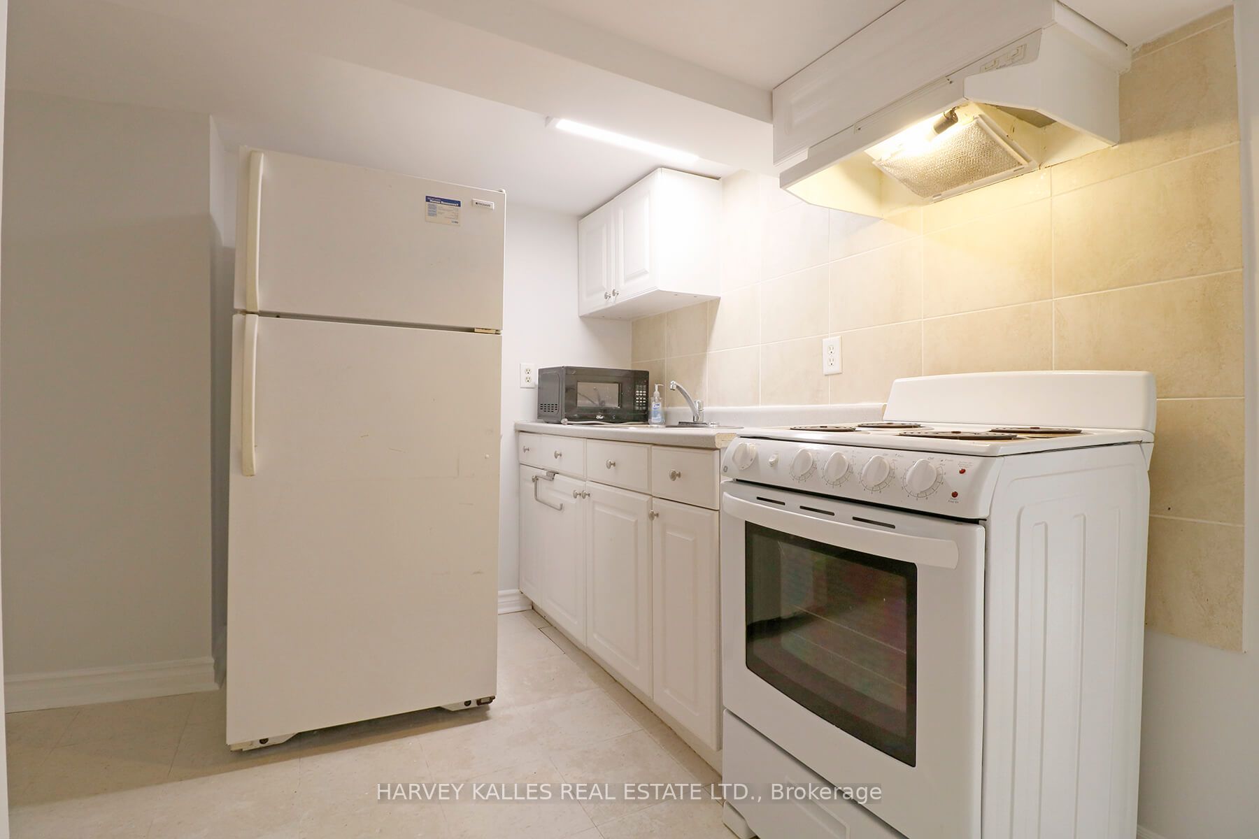 156 Gillard Avenue Basement Property Photo 7