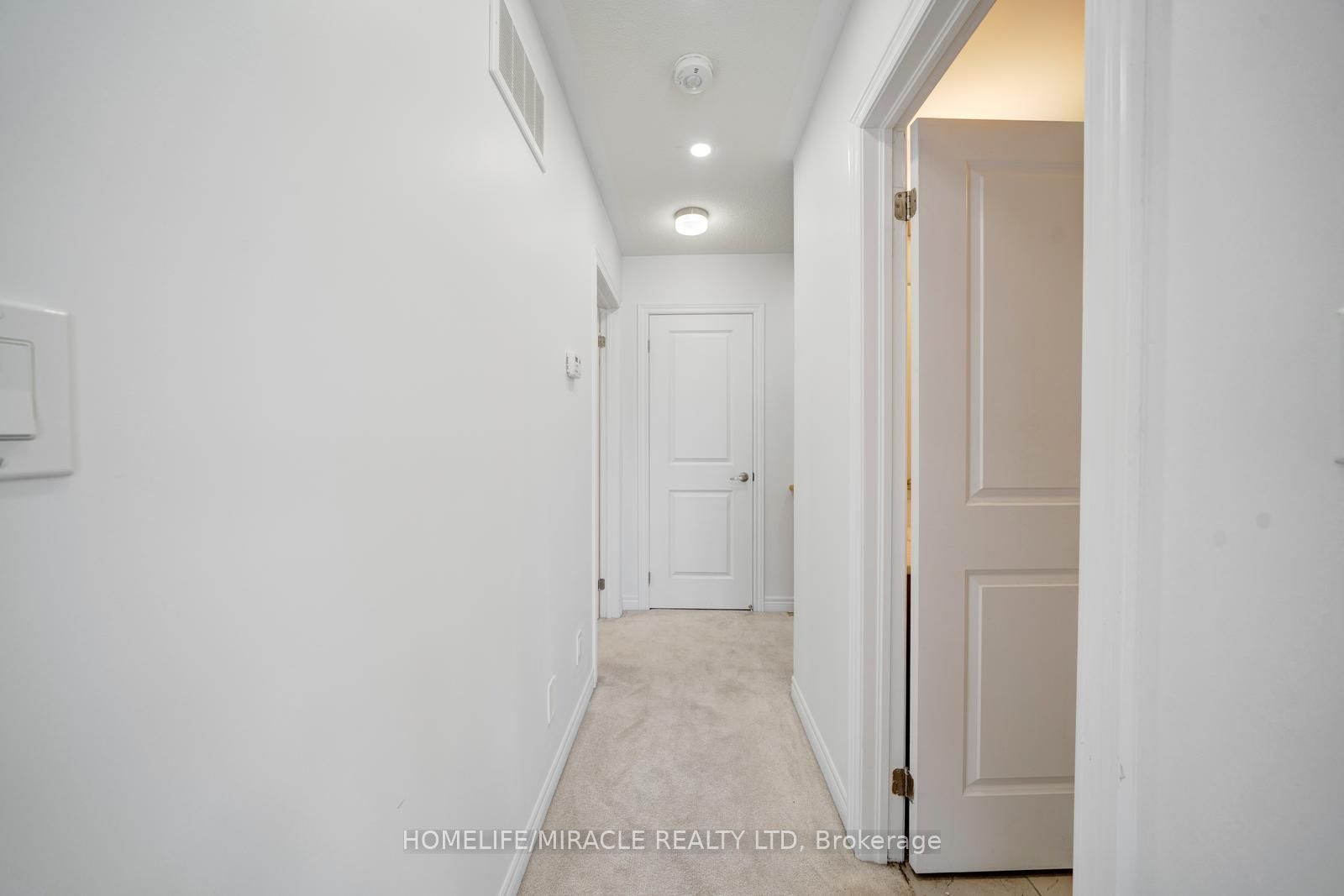 2004 Cameron Lott Crescent Property Photo 24