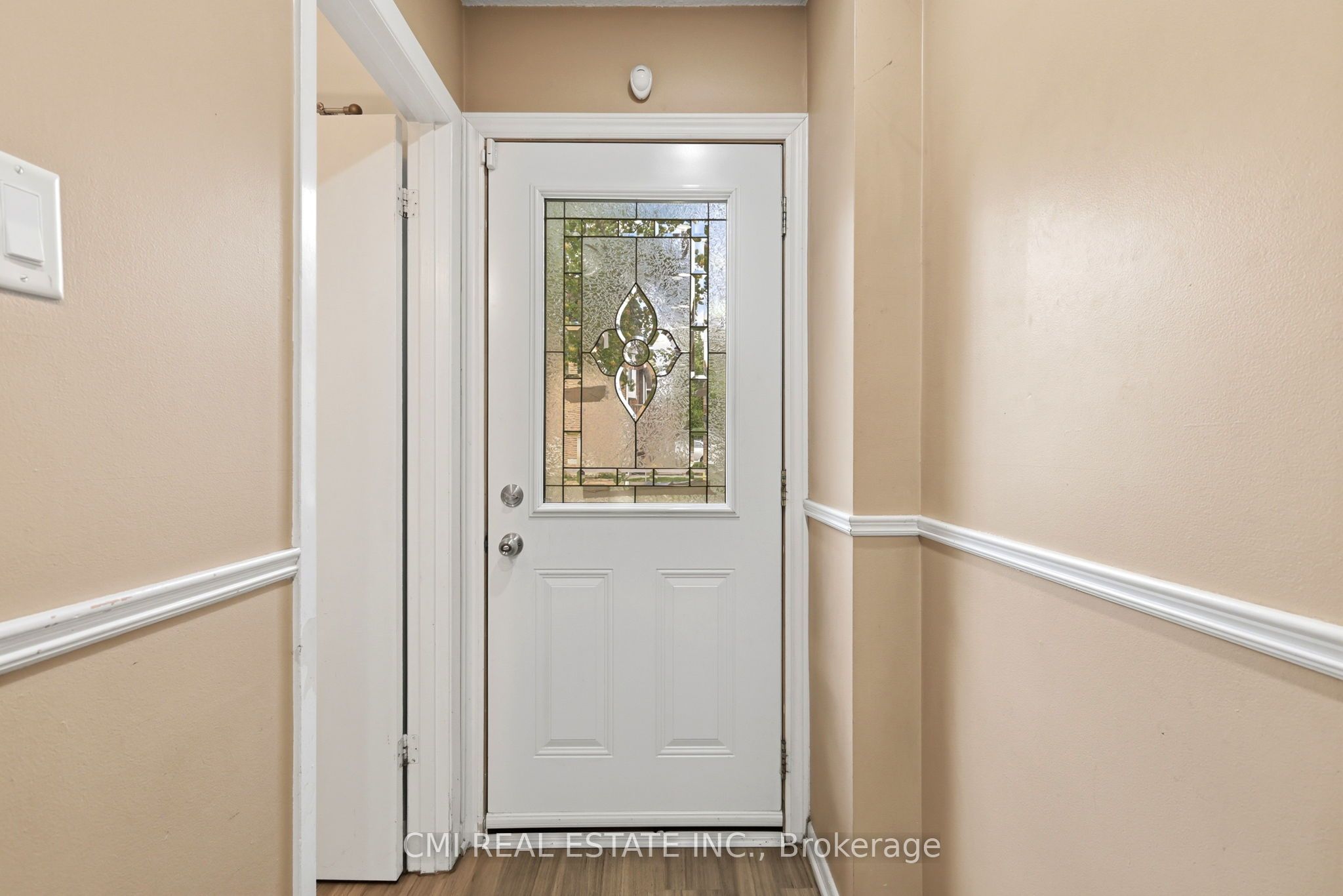80 Dundalk Drive 44 Property Photo 6