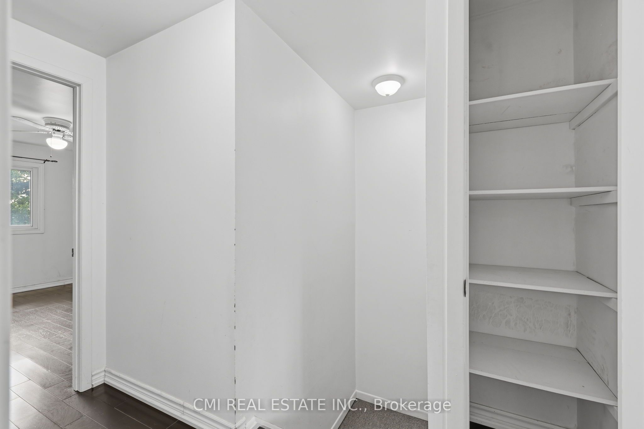 80 Dundalk Drive 44 Property Photo 32